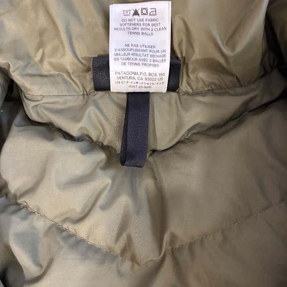 Patagonia Women's Prow Down Jacket, Fatigue Green, Small, EUC - Picture 10 of 10